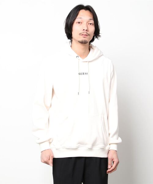 Guess（ゲス）の「Bonded Velvet Hoodie（パーカー・メンズ・ブラック/ホワイト・SMALL/MEDIUM/LARGE/X-LARGE）」の14枚目の写真