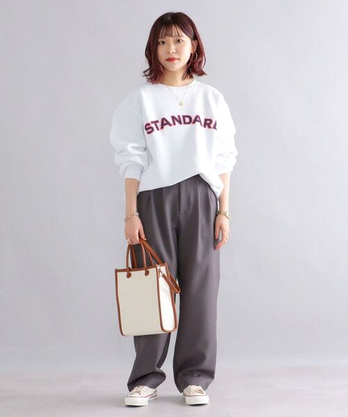 Russell Athletic（ラッセルアスレティック）の「*【SHIPS別注】RUSSELL ATHLETIC: 刺繍ライク カレッジ プリント スウェット (トレーナー)（スウェット・メンズ・ホワイト/ブラック/グレー/ロイヤルブルー・SMALL/MEDIUM/LARGE/X-LARGE）」の6枚目の写真