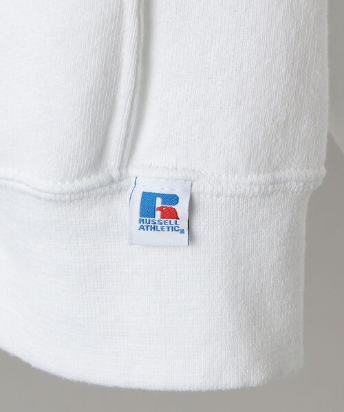 Russell Athletic（ラッセルアスレティック）の「*【SHIPS別注】RUSSELL ATHLETIC: 刺繍ライク カレッジ プリント スウェット (トレーナー)（スウェット・メンズ・ホワイト/ブラック/グレー/ロイヤルブルー・SMALL/MEDIUM/LARGE/X-LARGE）」の21枚目の写真