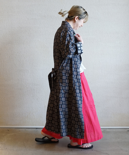 JOURNAL STANDARD LUXE（ジャーナルスタンダード　ラックス）の「【221VILLAGE / 221ヴィレッジ】 PRINTED GAWN（その他アウター・レディース・ネイビー/ホワイト・FREE）」の6枚目の写真