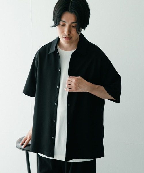 ITEMS URBANRESEARCH(アイテムズ アーバンリサーチ)の「TRストレッチ 半袖シャツ(シャツ/ブラウス・メンズ・ブラック/ベージュ/グレー/ブルー・MEDIUM/LARGE)」の6枚目の写真