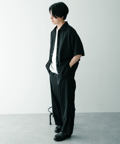 ITEMS URBANRESEARCH(アイテムズ アーバンリサーチ)の「TRストレッチ 半袖シャツ(シャツ/ブラウス・メンズ・ブラック/ベージュ/グレー/ブルー・MEDIUM/LARGE)」の10枚目の写真