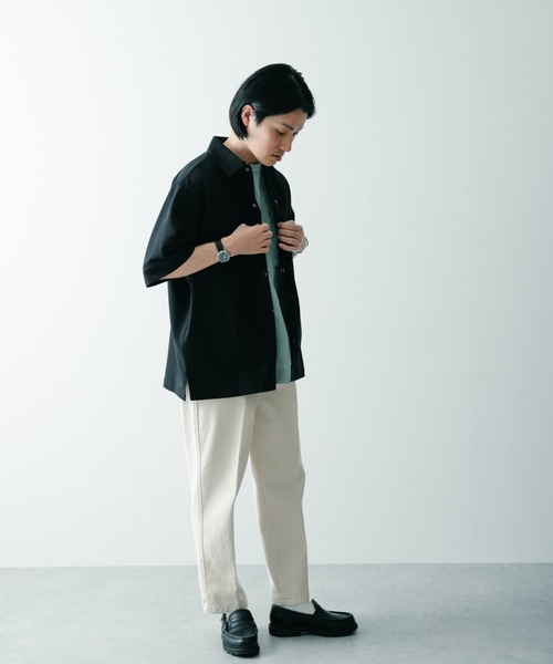 ITEMS URBANRESEARCH(アイテムズ アーバンリサーチ)の「TRストレッチ 半袖シャツ(シャツ/ブラウス・メンズ・ブラック/ベージュ/グレー/ブルー・MEDIUM/LARGE)」の21枚目の写真