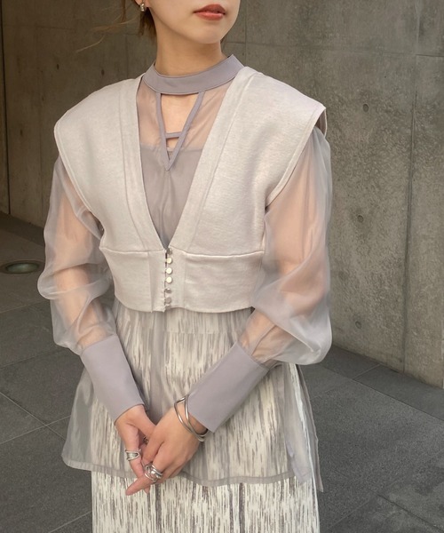 &g'aime（アンジェム）の「【&g’aime】ショートニットベスト（ベスト・レディース・グレイッシュベージュ/チャコールグレー・FREE）」の17枚目の写真