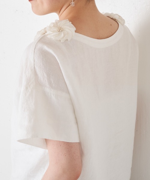 BEARDSLEY（ビアズリー）の「モチーフの取り外し可 前後着用可 着回し力の高い1着 花モチーフブラウス（シャツ/ブラウス・レディース・ブラック/アイボリー・FREE）」の7枚目の写真