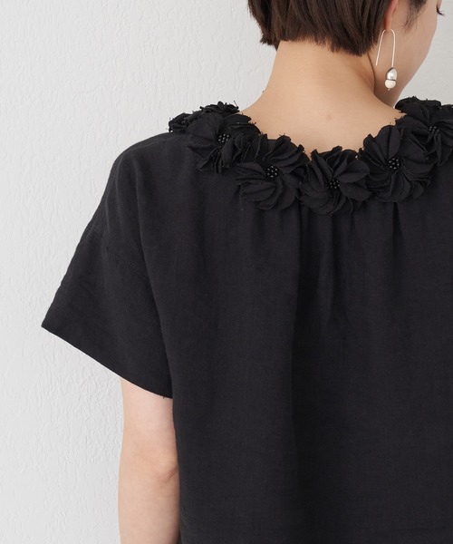BEARDSLEY（ビアズリー）の「モチーフの取り外し可 前後着用可 着回し力の高い1着 花モチーフブラウス（シャツ/ブラウス・レディース・ブラック/アイボリー・FREE）」の17枚目の写真