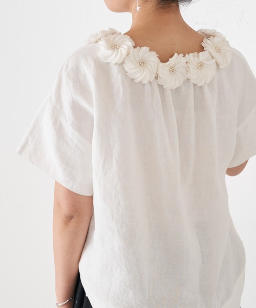 BEARDSLEY（ビアズリー）の「モチーフの取り外し可 前後着用可 着回し力の高い1着 花モチーフブラウス（シャツ/ブラウス・レディース・ブラック/アイボリー・FREE）」の11枚目の写真