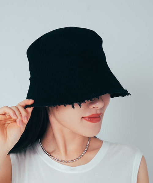 COLOR TOKYO ACCESSORIES(カラートウキョウアクセサリー)の「ダメージデザインバケットハット(ハット・レディース・OFF WHT/Black/White・FREE)」の20枚目の写真