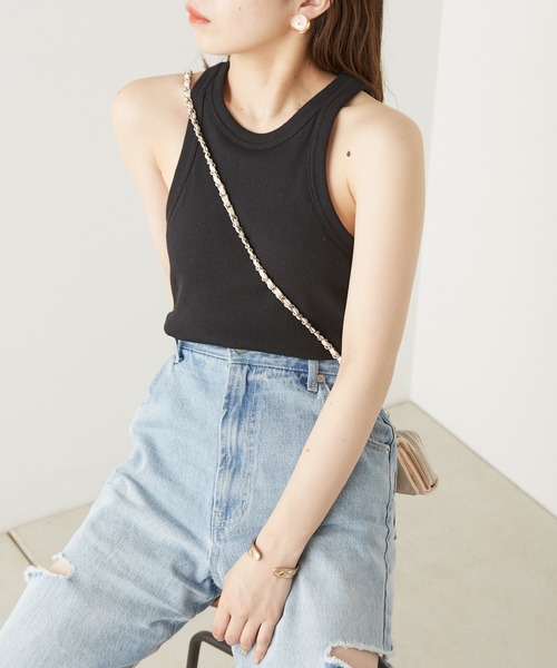 Chico（チコ）の「【SALON by Chico限定】パット付きアメスリタンク（Tシャツ/カットソー・レディース・ホワイト/ブラック/オートミール・FREE）」の2枚目の写真