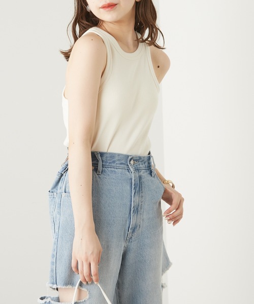 Chico（チコ）の「【SALON by Chico限定】パット付きアメスリタンク（Tシャツ/カットソー・レディース・ホワイト/ブラック/オートミール・FREE）」の12枚目の写真