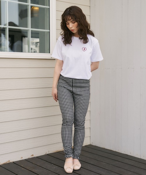 MIRO AMURETTE(ミロアミュレット)の「niwatori embroidery T-shirt(Tシャツ/カットソー・レディース・ホワイト×レッド/ホワイト×ネイビー・FREE)」の5枚目の写真