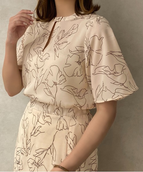apres jour clair(アプレジュールクレア)の「【apres jour clair】【SETUP可能】アソート2WAYブラウス【ZOZOTOWN限定アイテム】(シャツ/ブラウス・レディース・ベージュ/アイボリー/ライトベージュ・X-LARGE/フリー)」の5枚目の写真