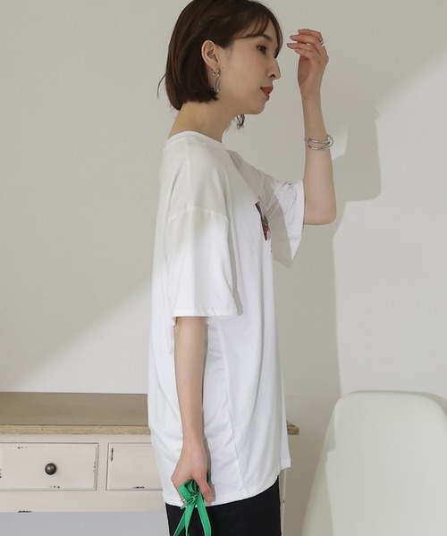 ElegChic(エレグシック)の「プリントTシャツ(Tシャツ/カットソー・レディース・ホワイト系その他3/グレー/ミント/ホワイト系その他4/ホワイト/ホワイト系その他2/ブラック系その他/ホワイト系その他/ブラック・FREE)」の19枚目の写真