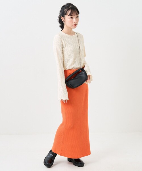 FREAK'S STORE（フリークスストア）の「フラワーストレッチロンT（Tシャツ/カットソー・レディース・チャコールグレー/ブラック/ブラウン/オフホワイト/グリーン・ﾌﾘ-）」の13枚目の写真