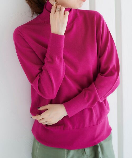 le.coeur blanc(ルクールブラン)の「ウォッシャブルウールハイネックプルオーバー(ニット/セーター・レディース・オフホワイト/ピンク/ブルー/ブラック・38)」の4枚目の写真