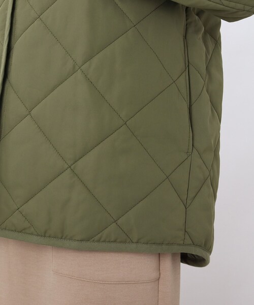 DRESKIP（ドレスキップ）の「◆【撥水/吸湿発熱】今年は断然ショート丈！　キルトジャケット（ブルゾン・レディース・ブラック/グレー/カーキ・03/02）」の11枚目の写真