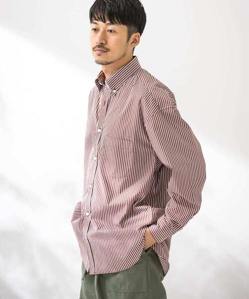 URBAN RESEARCH(アーバンリサーチ)の「カラーストライプルーズB.Dシャツ(シャツ/ブラウス・メンズ・ライトカーキ/バーガンディー・MEDIUM/LARGE)」の1枚目の写真