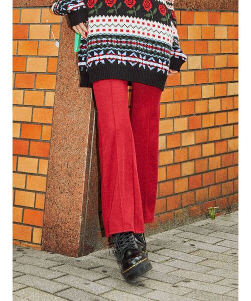 jouetie（ジュエティ）の「センターステッチフィットフレアパンツ（その他パンツ・レディース・ブラック/パープル/レッド/グリーン・MEDIUM）」の4枚目の写真