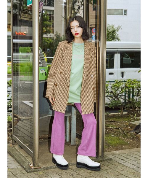 jouetie（ジュエティ）の「センターステッチフィットフレアパンツ（その他パンツ・レディース・ブラック/パープル/レッド/グリーン・MEDIUM）」の7枚目の写真