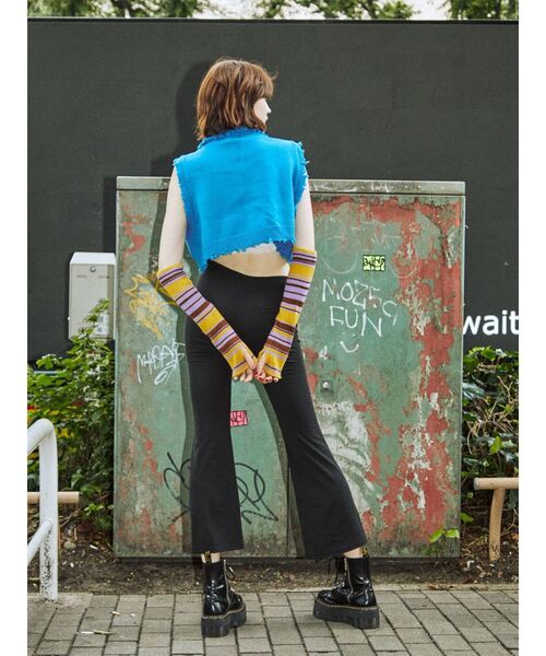 jouetie（ジュエティ）の「センターステッチフィットフレアパンツ（その他パンツ・レディース・ブラック/パープル/レッド/グリーン・MEDIUM）」の10枚目の写真