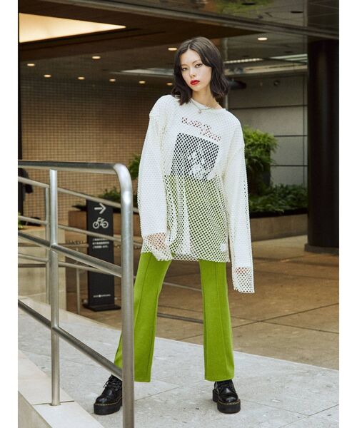 jouetie（ジュエティ）の「センターステッチフィットフレアパンツ（その他パンツ・レディース・ブラック/パープル/レッド/グリーン・MEDIUM）」の13枚目の写真