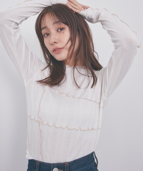 N WITH.(エヌウィズ)の「メローテレコカットソー(Tシャツ/カットソー・レディース・モカ/ベージュ系その他/ホワイト・F)」の2枚目の写真