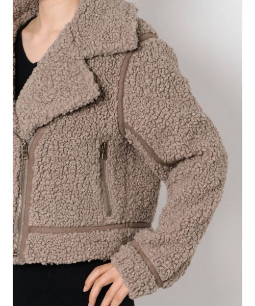 RESEXXY（リゼクシー）の「ボアライダースブルゾン（ブルゾン・レディース・アイボリー/ブラック/モカ・FREE）」の20枚目の写真