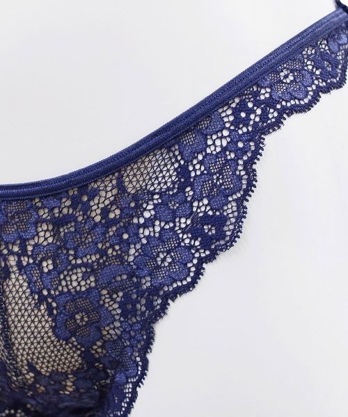 ANNEBRA(アンブラ)の「Zigzag2 モチーフレースソング(ショーツ・レディース・ネイビー/レッド・L/XL/M)」の10枚目の写真