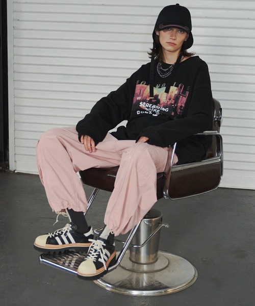 AIVER(アイバー)の「AIVER スクリームスウェット(スウェット・メンズ・グレイッシュブルー/ブラック・LARGE/SMALL/MEDIUM)」の3枚目の写真