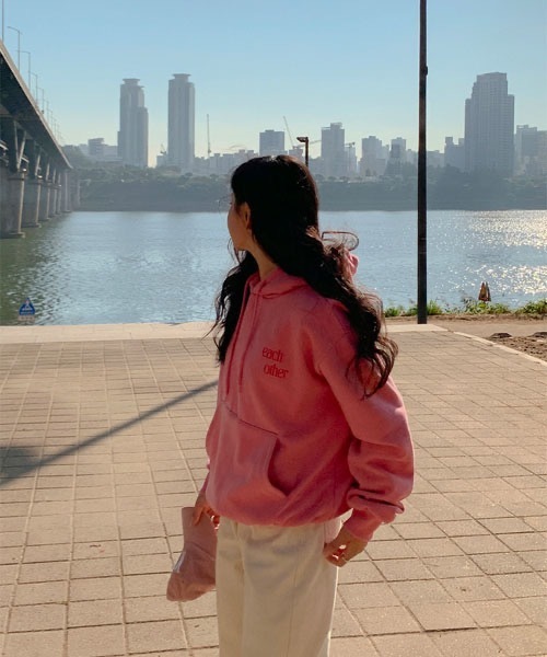 SONA（ソナ）の「SONYUNARA 英文プリントフード起毛パーカー（パーカー・レディース・ピンク/霜降りグレー/チャコールグレー・FREE）」の14枚目の写真