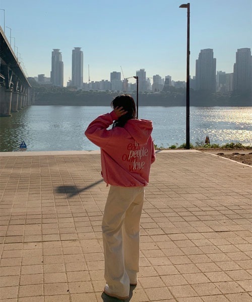 SONA（ソナ）の「SONYUNARA 英文プリントフード起毛パーカー（パーカー・レディース・ピンク/霜降りグレー/チャコールグレー・FREE）」の8枚目の写真