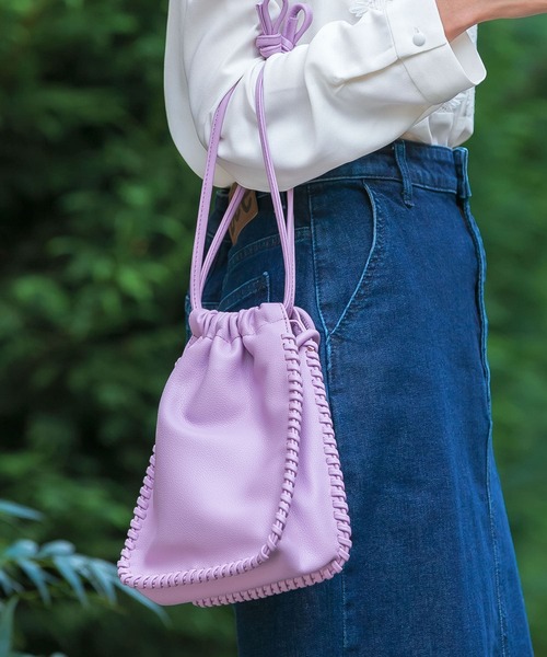 URBAN RESEARCH ROSSO（アーバンリサーチロッソ）の「ステッチデザインポシェット（ショルダーバッグ・レディース・オフホワイト/ラベンダー/ブラック・-）」の7枚目の写真