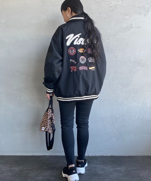 VISION STREET WEAR（ヴィジョンストリートウェア）の「【WEB限定】[VISION STREET WEAR/ビジョン ストリート ウェアー] ワッペンデザイン ナイロンコーチスタジャン（スタジャン・レディース・グリーン/ブラック・M/L）」の16枚目の写真