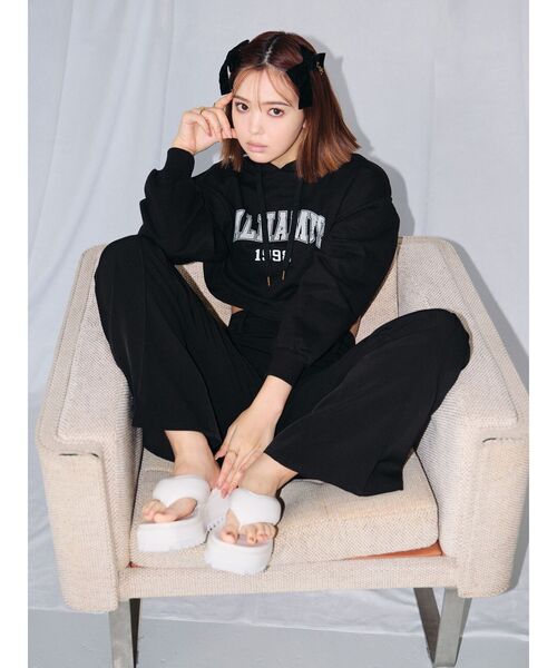 CALNAMUR(カルナムール)の「ハイウエストソフトフレアーパンツ(その他パンツ・レディース・ブラウン/ブラック・SMALL/MEDIUM)」の19枚目の写真