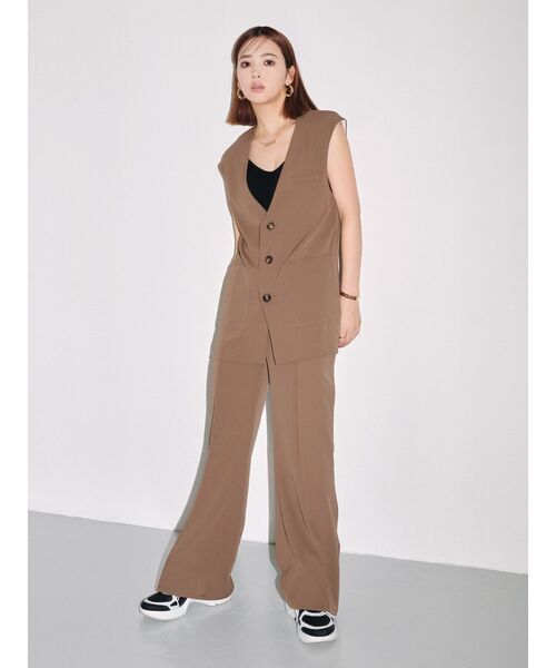 CALNAMUR(カルナムール)の「ハイウエストソフトフレアーパンツ(その他パンツ・レディース・ブラウン/ブラック・SMALL/MEDIUM)」の14枚目の写真