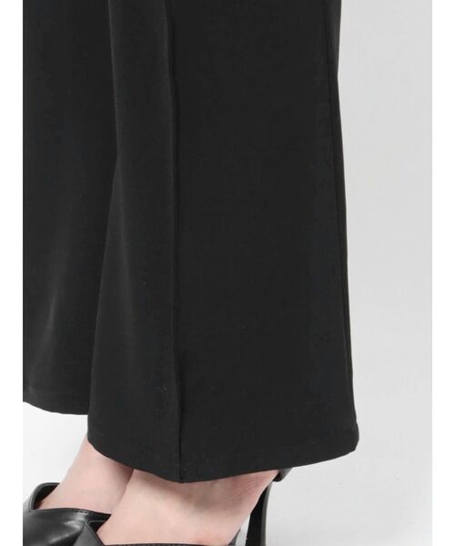 CALNAMUR(カルナムール)の「ハイウエストソフトフレアーパンツ(その他パンツ・レディース・ブラウン/ブラック・SMALL/MEDIUM)」の18枚目の写真