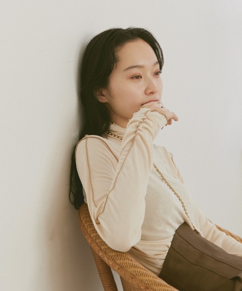 moi tytto（モイテュット）の「メロウロングスリーブトップス（Tシャツ/カットソー・レディース・ナチュラル/ブラウン/ブラック・FREE）」の6枚目の写真