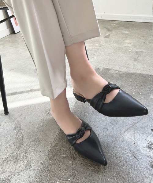 Futier land（フューティアランド）の「ポインテッドフラットミュールパンプス（パンプス・レディース・ブルー/キャメル/イエロー/ブラック・36/40/38/37/39）」の19枚目の写真