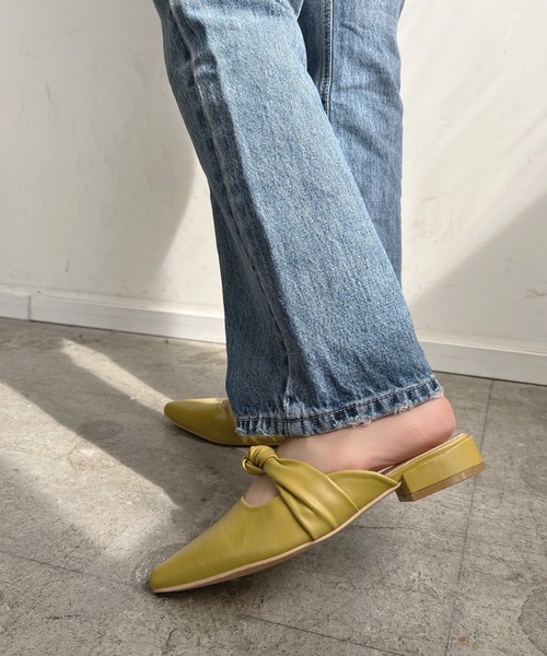 Futier land（フューティアランド）の「ポインテッドフラットミュールパンプス（パンプス・レディース・ブルー/キャメル/イエロー/ブラック・36/40/38/37/39）」の18枚目の写真