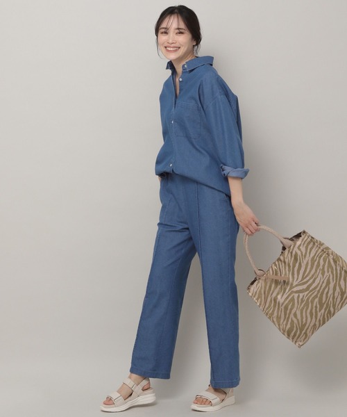 Elura（エルーラ）の「大人キレイめデニムパンツ（デニムパンツ・レディース・ライトブルー/ネイビー・SMALL/LARGE/MEDIUM）」の12枚目の写真