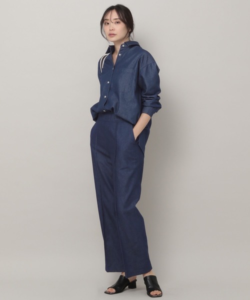 Elura（エルーラ）の「大人キレイめデニムパンツ（デニムパンツ・レディース・ライトブルー/ネイビー・SMALL/LARGE/MEDIUM）」の4枚目の写真