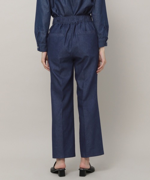 Elura（エルーラ）の「大人キレイめデニムパンツ（デニムパンツ・レディース・ライトブルー/ネイビー・SMALL/LARGE/MEDIUM）」の5枚目の写真