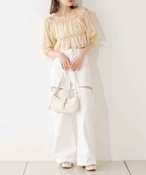 未使用！CHONO アイボリー切り替えティアードブラウス　フリーサイズ セール】花柄2wayシアーボリューム短丈ブラウス（シャツ