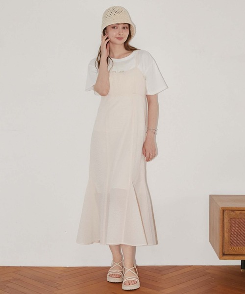 archives(アルシーヴ)の「サッカーバックシャンキャミワンピース(ワンピース・レディース・ブラック/アイボリー/ブルー・MEDIUM)」の2枚目の写真