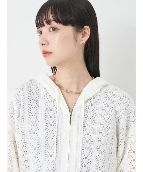 earth music&ecology（アースミュージックアンドエコロジー）の「透かし編みニットパーカー（カーディガン/ボレロ・レディース・グリーン/ブラック/ライトベージュ/オフホワイト・FREE）」の15枚目の写真