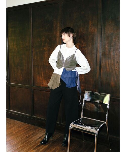 UN3D.（アンスリード）の「トライアングルタックシャツ（シャツ/ブラウス・レディース・ホワイト/その他1・36/38）」の10枚目の写真