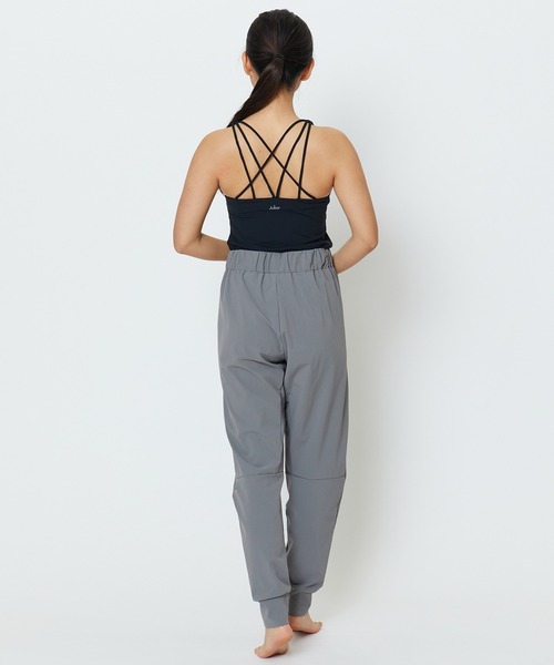 Julier Yoga and Relax（ジュリエヨガアンドリラックス）の「Julier 撥