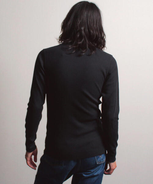 AVIREX（アヴィレックス）の「《DAILY/デイリー》L/S THERMAL HENRY NECK T-SHIRT / 長袖 サーマル ヘンリーネックＴシャツ / AVIREX / アヴィレックス（Tシャツ/カットソー・メンズ・ネイビー/グレー/ブラック/ホワイト系2/オリーブ系・L/M/S/2XL/XL）」の14枚目の写真