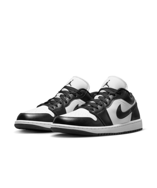 JORDAN BRAND(ジョーダンブランド)の「W AIR JORDAN 1 LOW DC0774-101(スニーカー・レディース・ホワイト・22.5cm/23.0cm/23.5cm/24.0cm/24.5cm/25.0cm/25.5cm/26.0cm/26.5cm/27.0cm/27.5cm/28.0cm/28.5cm/29.0cm/22.0cm)」の4枚目の写真