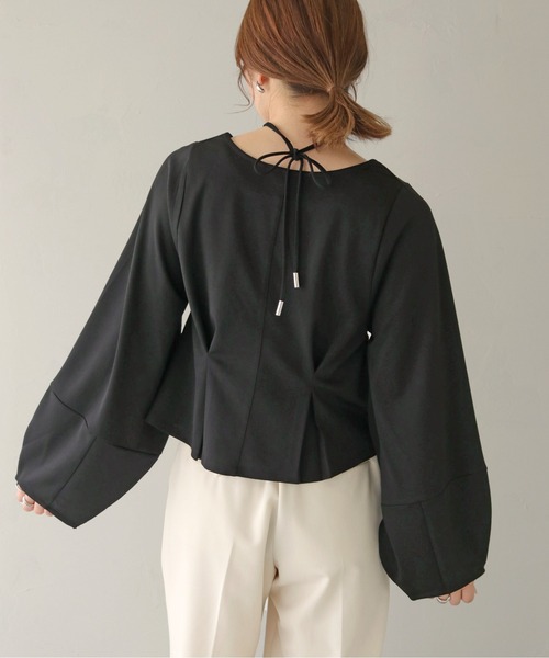 CLEIO（クレイオ）の「【CLEIO】ランタンスリーブペプラムプルオーバー（Tシャツ/カットソー・レディース・アイボリー/ブラック/ピンクベージュ・FREE）」の4枚目の写真